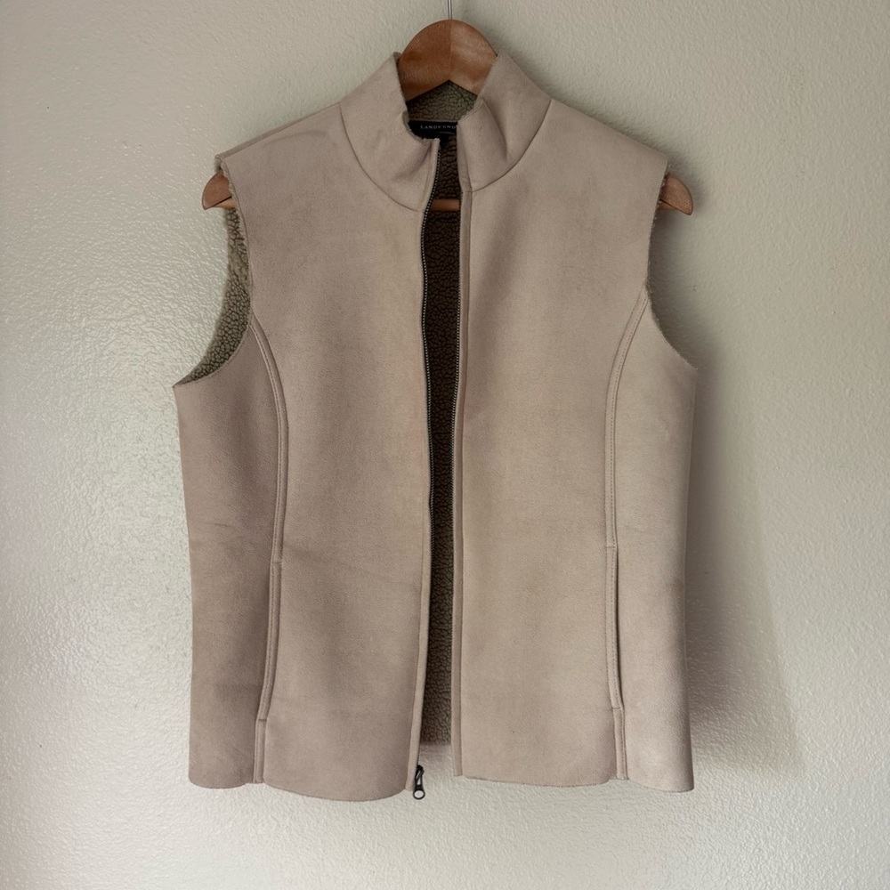❇️Lands' End Women's Cream Faux Suede Sherpa Vest 2 for $22❇️